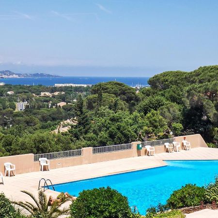 Maison Charmante A Cogolin Avec Vue Sur La Mer Et Piscine Luaran gambar