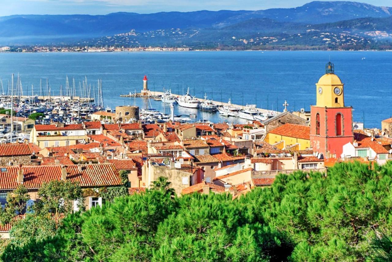 Maison Charmante A Cogolin Avec Vue Sur La Mer Et Piscine Luaran gambar